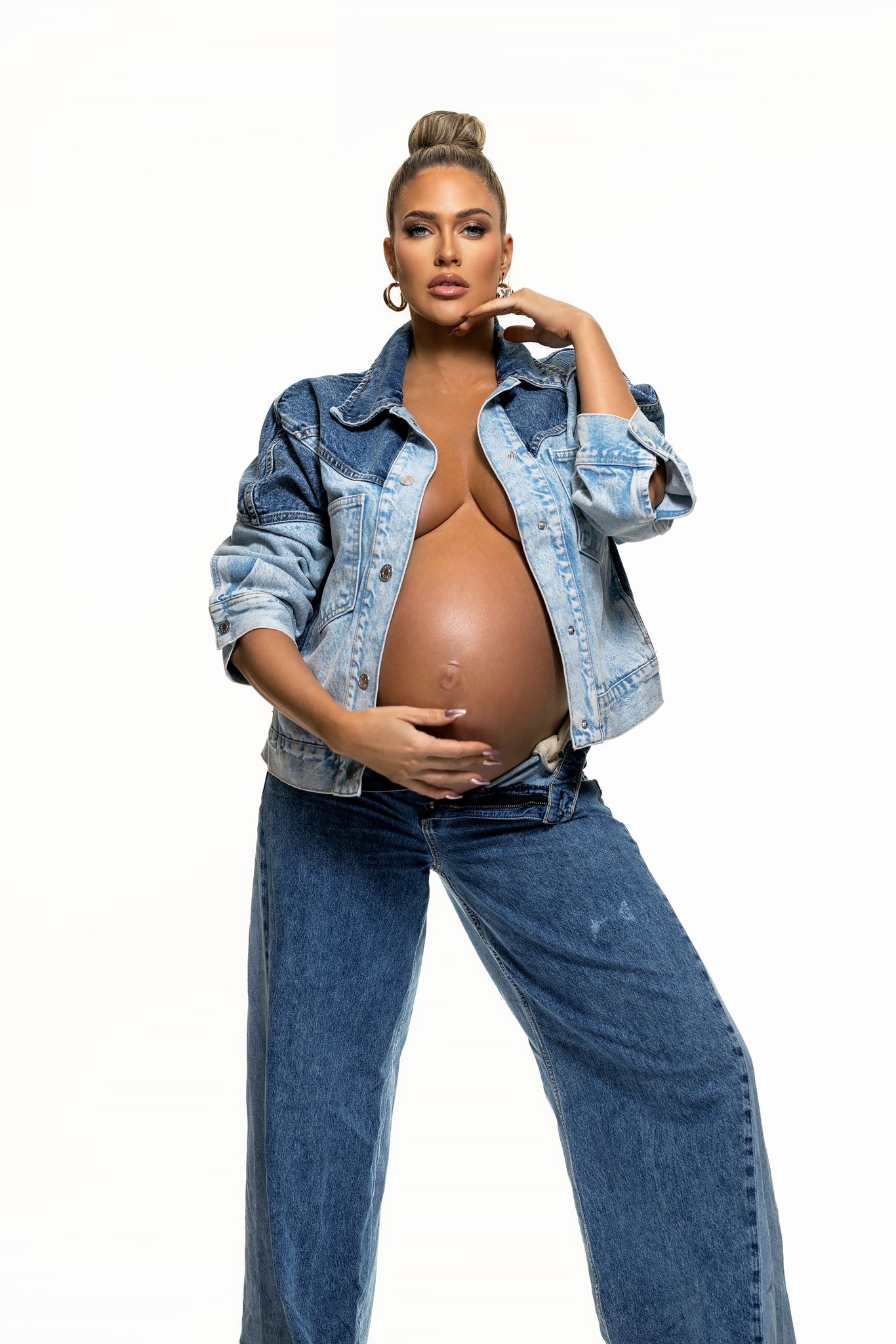 Choose Your Maternity Photoshoot Style